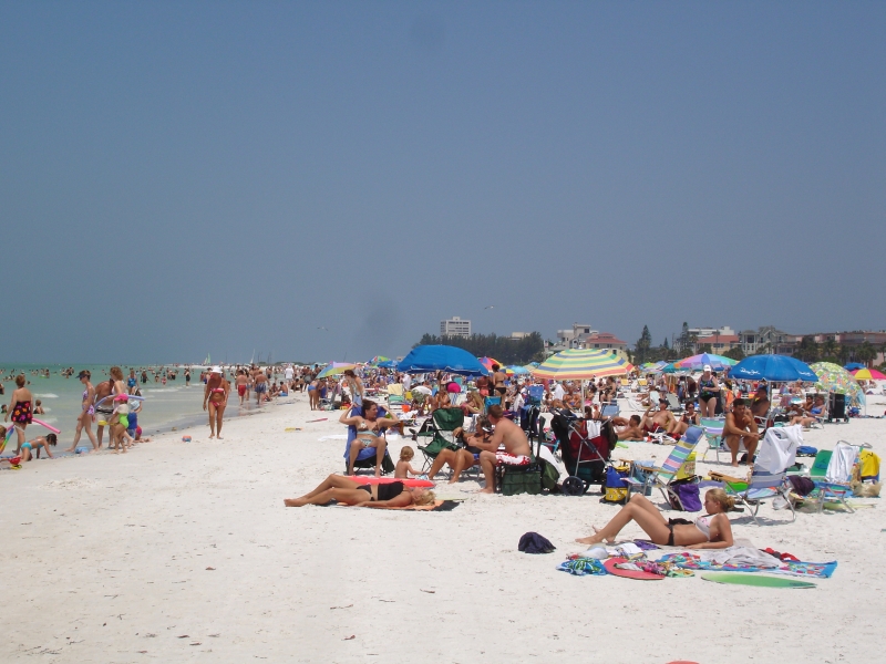 La plage bondée de Siesta Key, Sarasota, Floride.