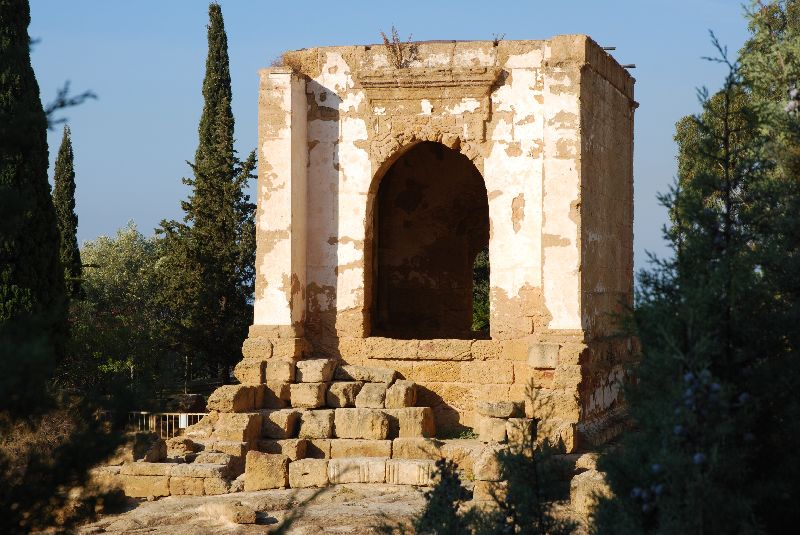 Chapelle sur le terrain du Museo Archelogico Regionale d’Agrigente, Italie
