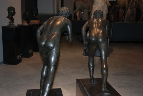 Bronzes des coureurs, Musée archéologique national de Naples, Italie.