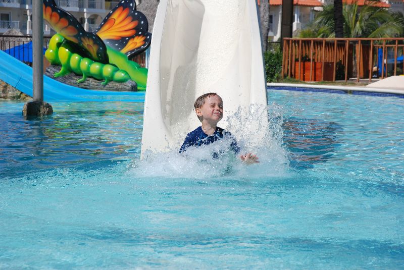Le Barcelo Punta Cana, sa piscine pour enfants et ses glissades d’eau! Punta Cana, République dominicaine