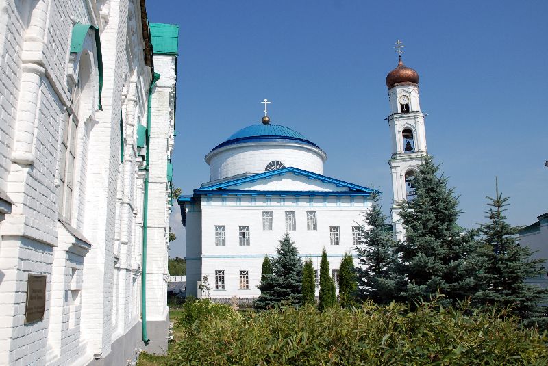 Cathédrale Notre-Dame-de-Géorgie et du clocher de l’archange Saint-Michel, monastère Notre-Dame de Raïfa, Kazan, Russie