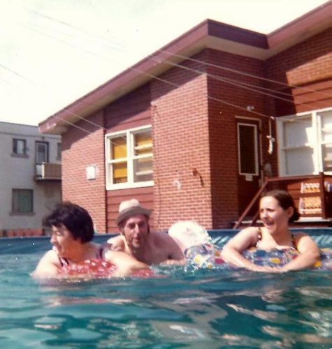 Piscine à la maison de la rue Alfred à Montréal-Nord