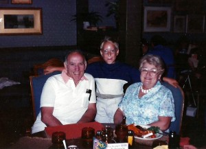 Jour d'anniversaire de Marc-André en 1989 avec ses grands-parents Pichette.