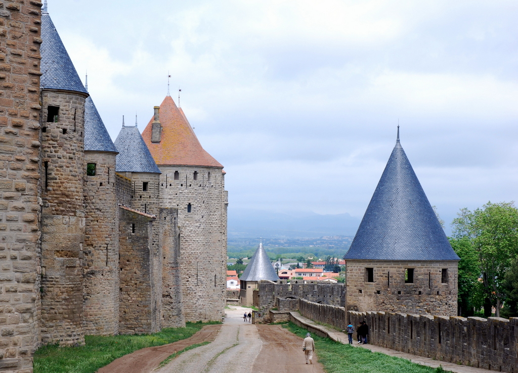Carcassonne : la basilique Saint-Nazaire et Saint-Celse, le chemin des Lices et le Pont-Vieux!