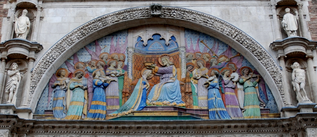 L’église Notre-Dame de Dalbade et d'époustouflantes façades d'édifices toulousains!