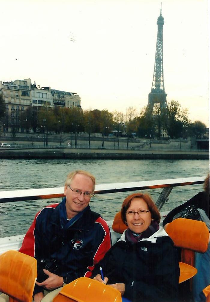 En bateau-mouche sur la Seine, Paris, France