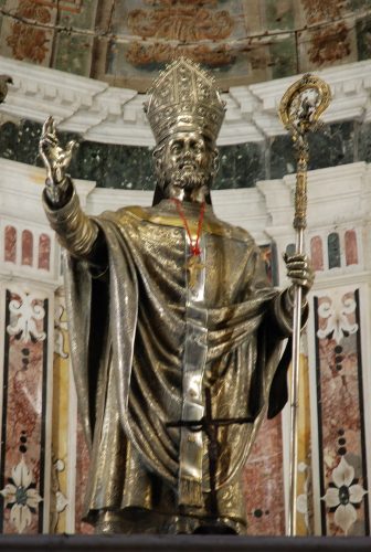 Statue de San Cataldo, chapelle San Cataldo, Tarente, Pouilles, Italie