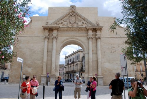 Porta Napoli, Lecce, Pouilles, Italie