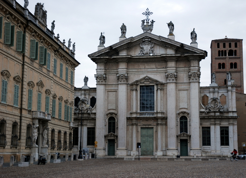 Cathédrale San Pietro, Mantoue, Lombardie, Italie