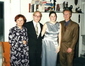 Avec qui il se fiance!