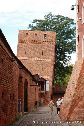 Tour penchée, Toruń, Pologne