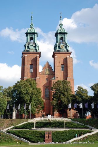 Gniezno et sa superbe cathédrale