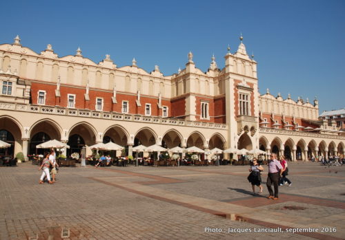 La Halle aux draps, Cracovie, Pologne