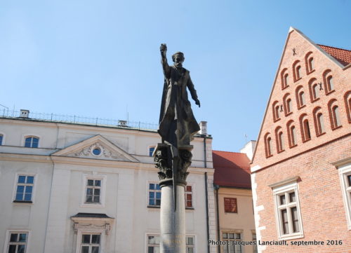 Monument Piotr Skarga, Cracovie, Pologne