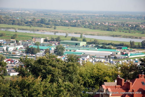 Vue du haut de la porte Opatowska, Sandomierz, Pologne
