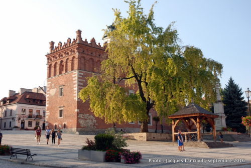 Grande place, Sandomierz, Pologne