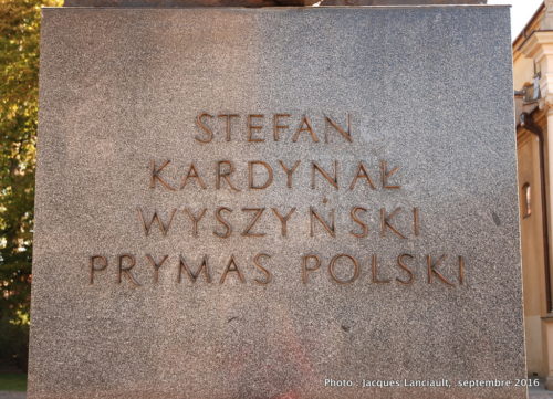 Statue du cardinal Stefan Wyszyński, Varsovie, Pologne