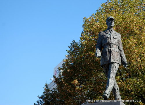 Monument au général de Gaulle, Varsovie, Pologne