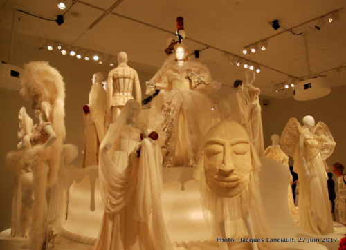 « Love is Love », Jean Paul Gaultier, MBAM