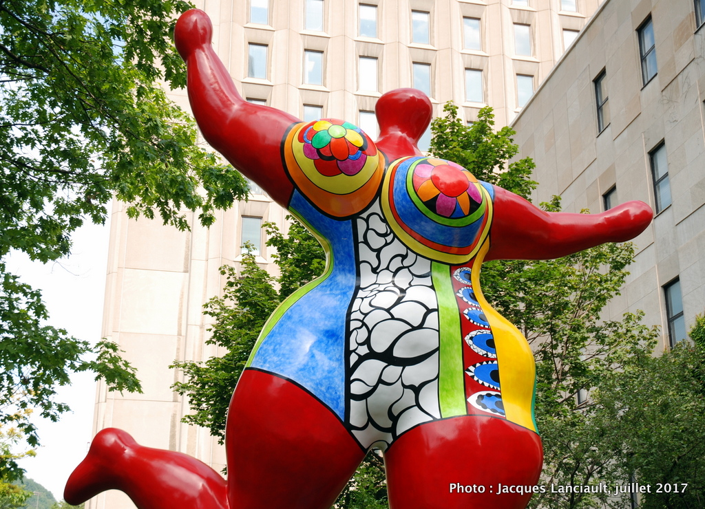Nana danseuse, Niki de Saint Phalle, Balade pour la Paix, Montréal, Québec