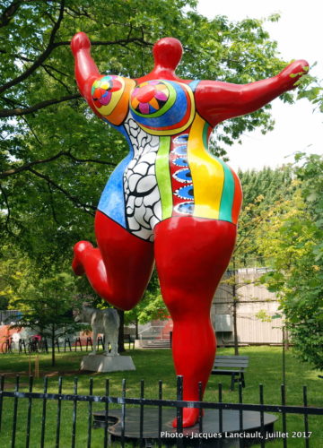 Nana danseuse, Niki de Saint Phalle, Balade pour la Paix, Montréal, Québec