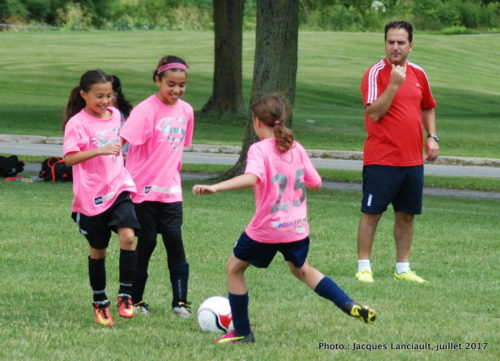 SuperGirls, Ligue latine, Collège Marie-Victorin, Montréal, Québec