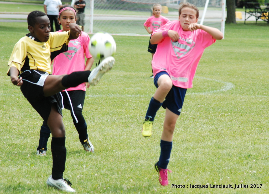 SuperGirls, Ligue latine, Collège Marie-Victorin, Montréal, Québec