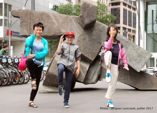 Sculptures de Ju Ming, Quartier international, Montréal, Québec