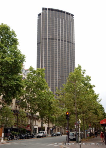 Quartier Montparnasse, Paris, France