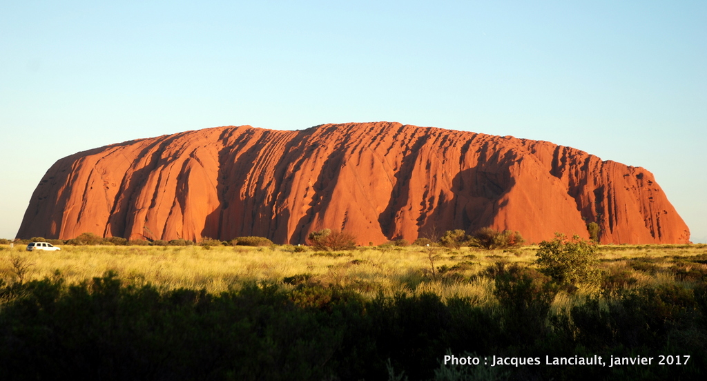 Promenade autour des monts Olga et coucher de soleil sur le mont Uluru-Ayers Rock!