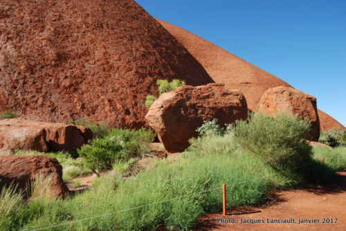 Mont Uluru-Ayers Rock, Territoire du Nord, Australie