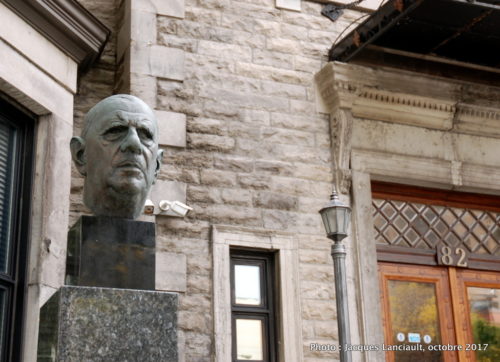 Charles de Gaulle, Montréal, Québec