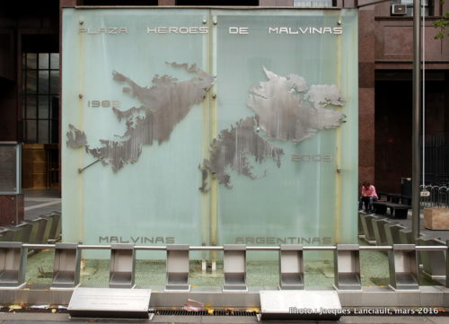 Plaza Heroes de Malvinas, Buenos Aires, Argentine