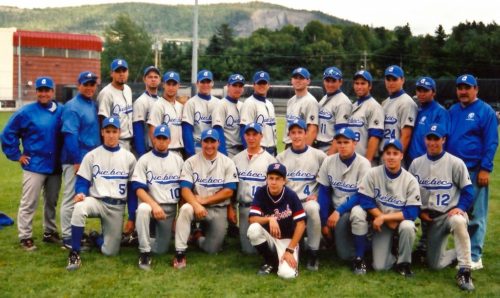 Équipe du Québec, médaillée d'or au Championnat canadien de baseball junior, Corner Brook, Terre-Neuve.
