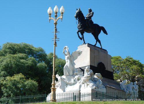 Bartolomé Mitre, Plaza Bartolomé Mitre, Buenos Aires, Argentine
