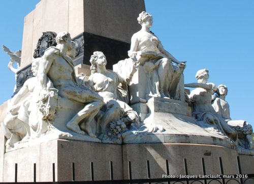 Bartolomé Mitre, Plaza Bartolomé Mitre, Buenos Aires, Argentine