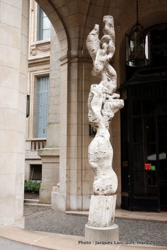 Banderas, Museo Nacional de Arte Decorativo, Buenos Aires, Argentine
