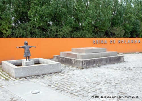 Plaza Reina de Holanda, Puerto Madero, Buenos Aires, Argentine