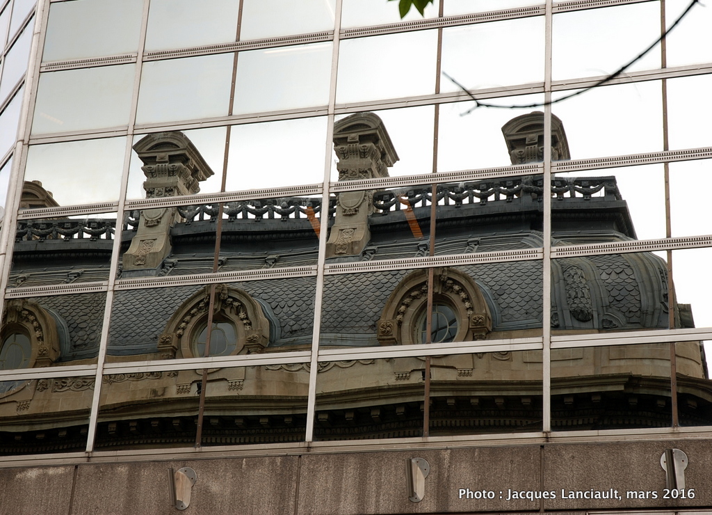 Buenos Aires : les spectaculaires palais d'une autre époque du quartier Retiro !