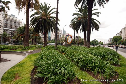 Energía olímpica, plaza Pierre de Coubertin, quartier Retiro, Buenos Aires, Argentine