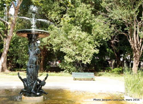 Fontaine décorative, Jardín Botánico Carlos Thays, quartier Palermo, Buenos Aires, Argentine