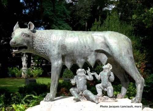 Loba Romana, Jardín Botánico Carlos Thays, quartier Palermo, Buenos Aires, Argentine