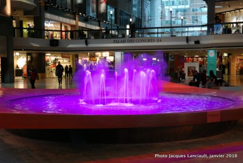 Fontaine du Complexe Desjardins, Montréal, Québec
