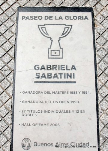 Gabriella Sabatini, paseo de la Gloria, quartier Puerto Madero, Buenos Aires, Argentine