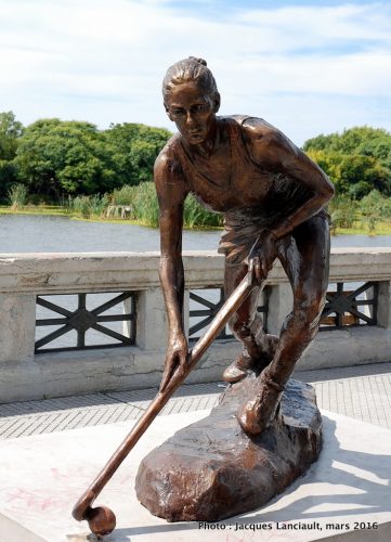 Luciana Aymar, paseo de la Gloria, quartier Puerto Madero, Buenos Aires, Argentine