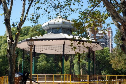 Plaza Barrancas de Belgrano, quartier Belgrano, Buenos Aires, Argentine