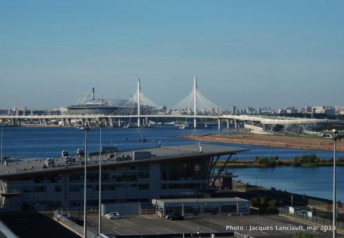 Pont à haubans, Saint-Pétersbourg, Russie