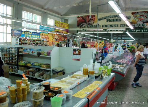 Marché public, Saint-Pétersbourg, Russie