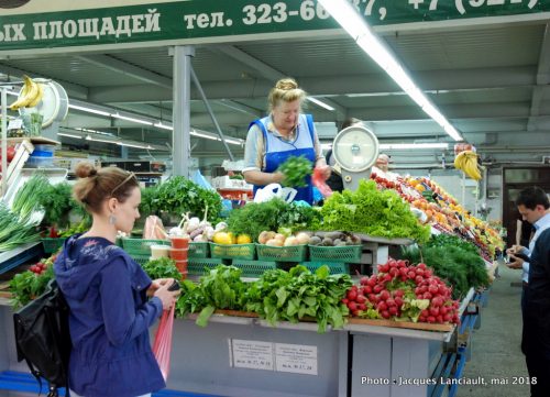Marché public, Saint-Pétersbourg, Russie