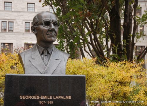 Buste de George-Émile Lapalme, Grande Allée, Québec